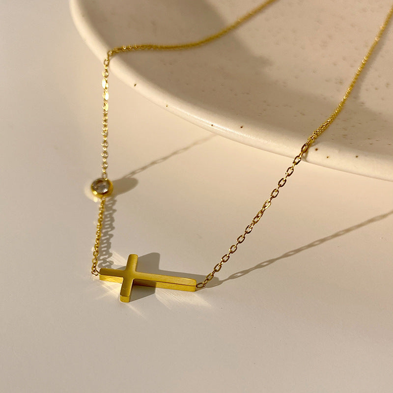 Setul „Credința de Aur” – Lanț și Brățară cu Cruce